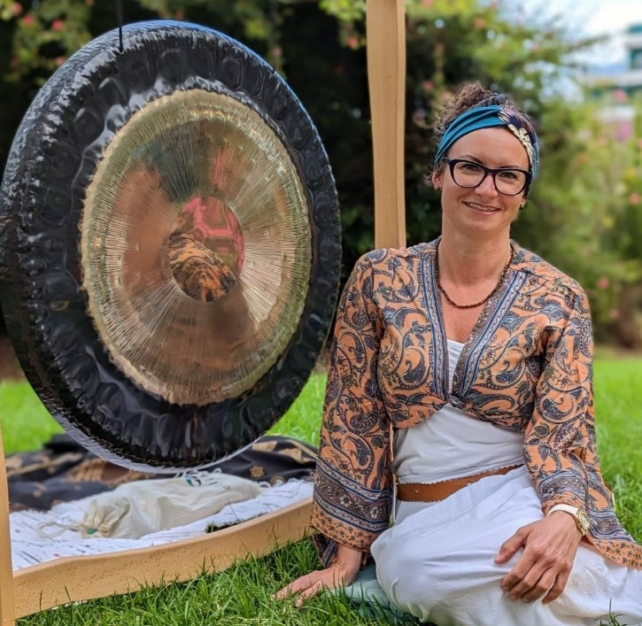 Ilona Roznicka - Massagetherapeut und Gong-Heiler